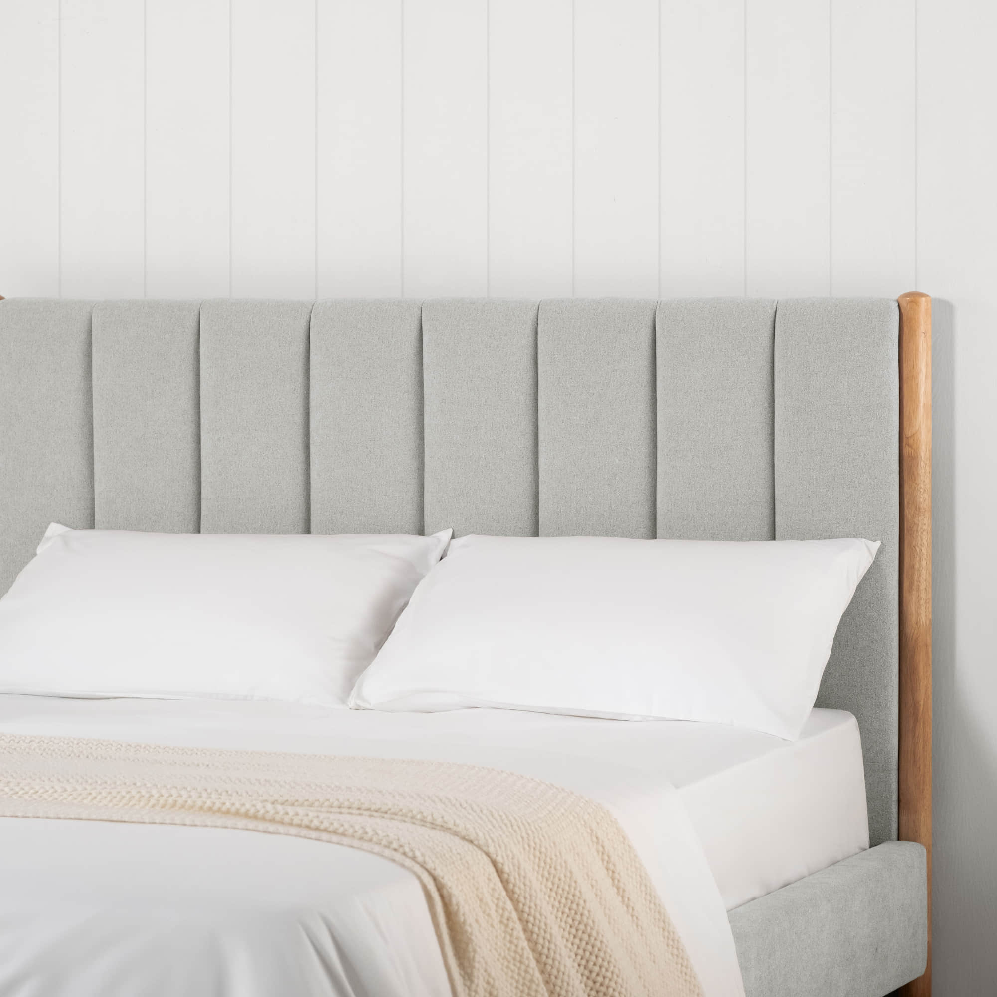 Serene Queen Contemporary Upholstered Platform Bed - Image 4