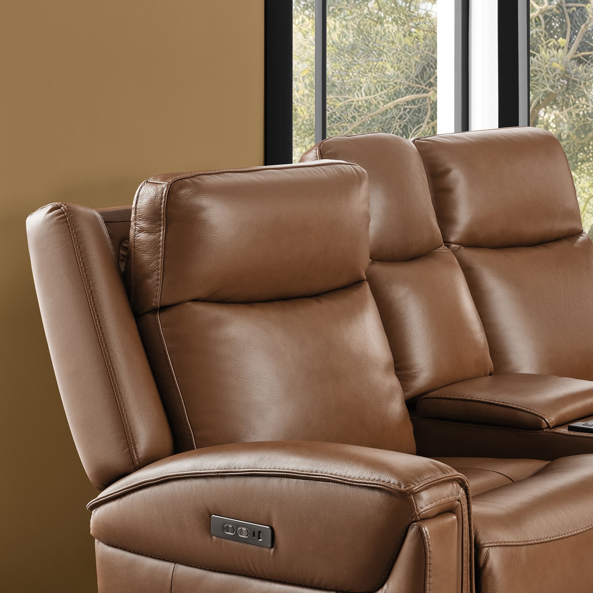 Leif Modern Top-Grain Leather Super Zero Gravity Reclining Sofa - Image 63