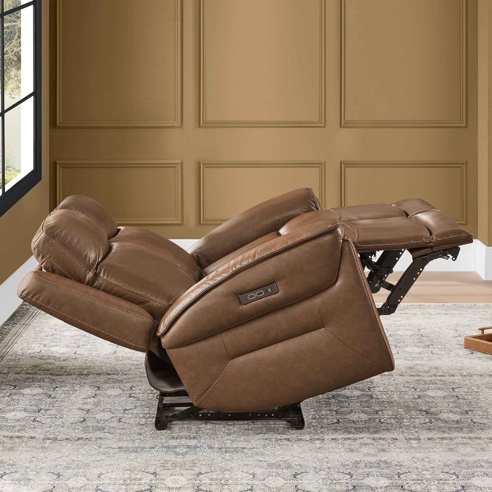 Leif Modern Top-Grain Leather Super Zero Gravity Reclining Sofa - Image 8