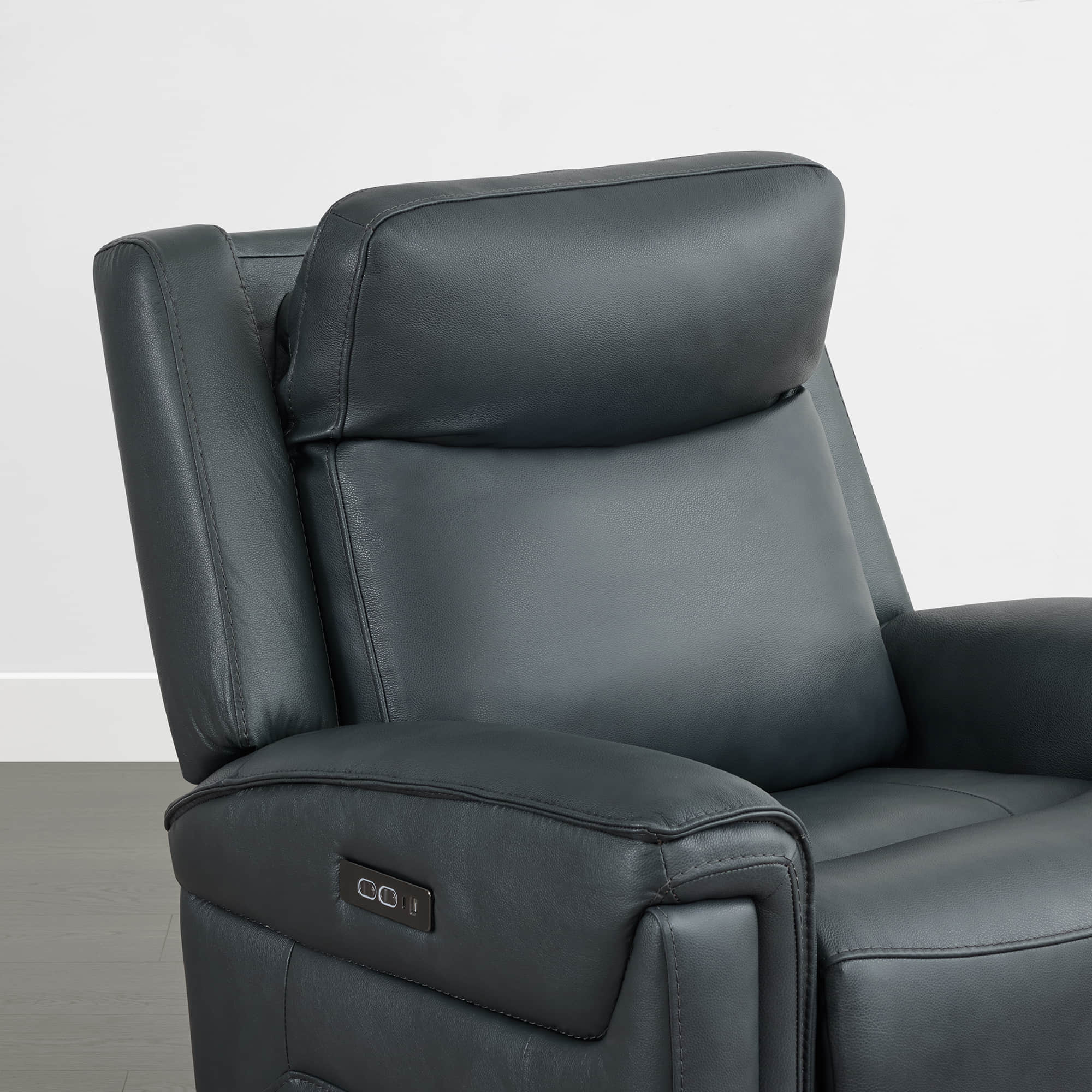 Leif Super Zero Gravity Power Leather Recliner - Image 68