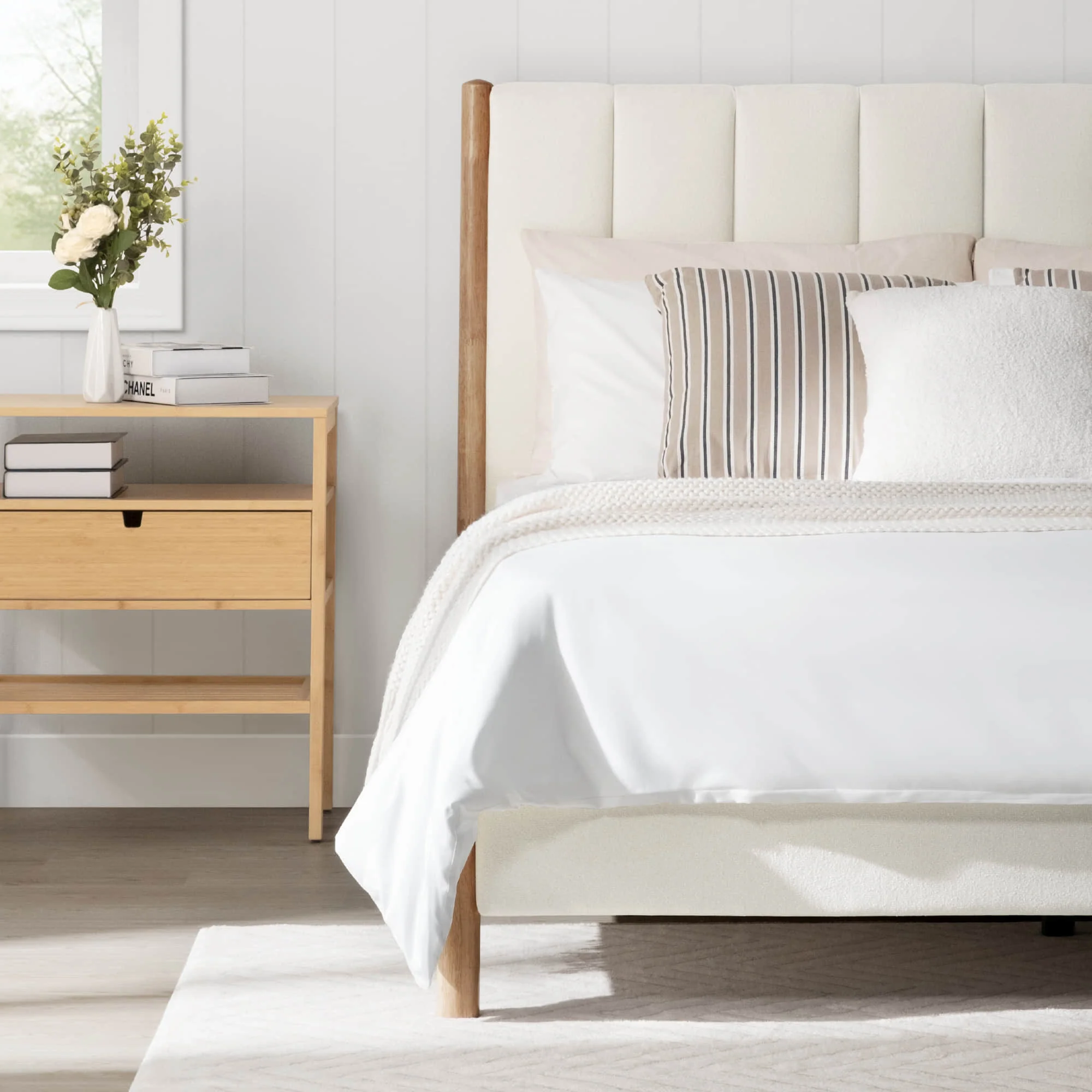 Serene Queen Contemporary Upholstered Platform Bed - Image 15